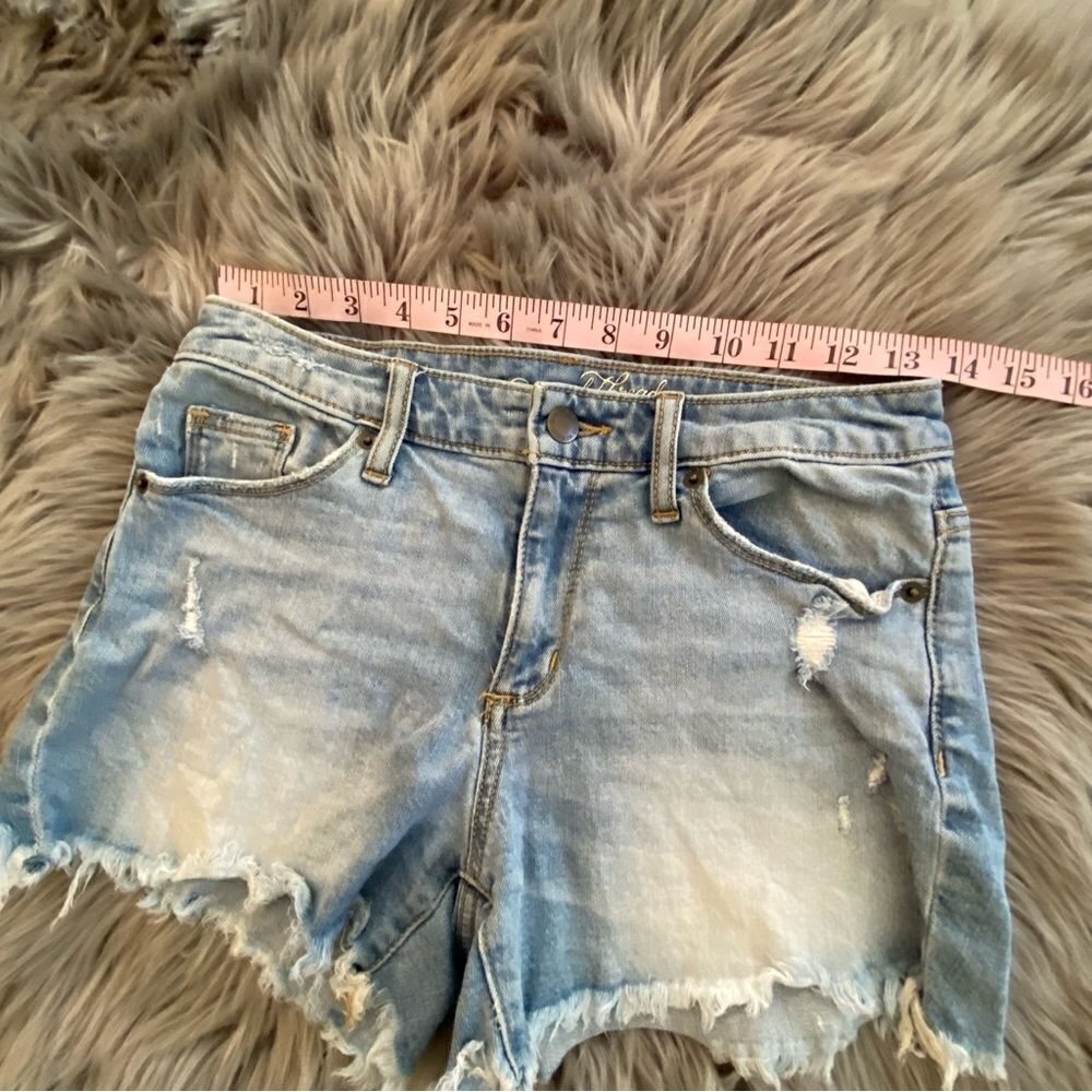 Universal Thread Mid Rise Short, 0 - Picture 5 of 7
